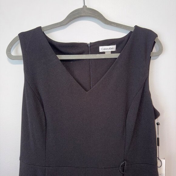 NWT Calvin Klein Womens V-Neck Black Sleeveless Jumpsuit Back Zipper Size 14 - Picture 2 of 6